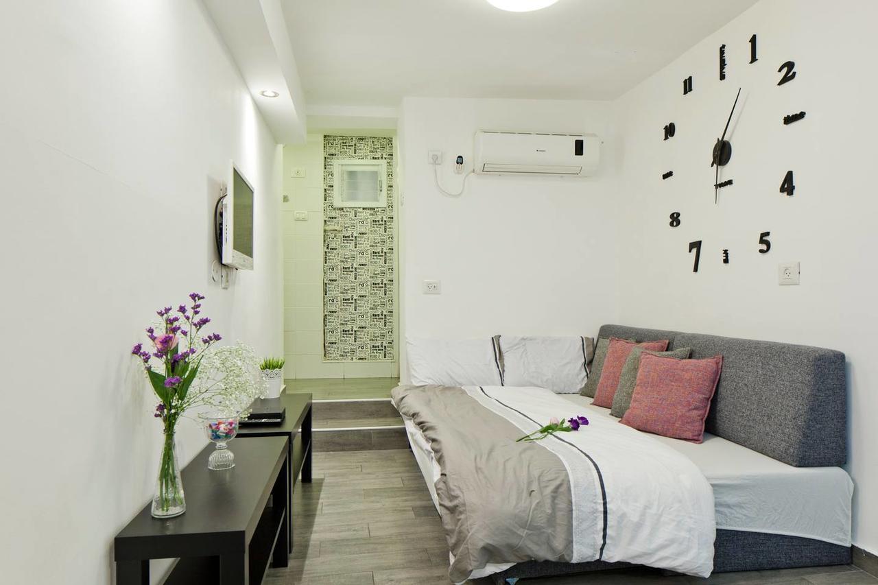 Stunning Studio By The Beach Tel Aviv Eksteriør bilde