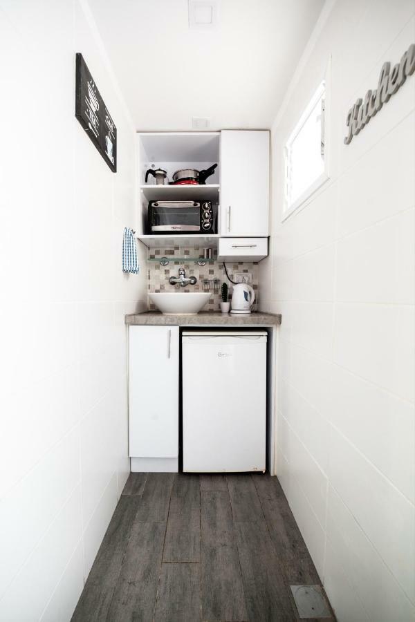 Stunning Studio By The Beach Tel Aviv Eksteriør bilde