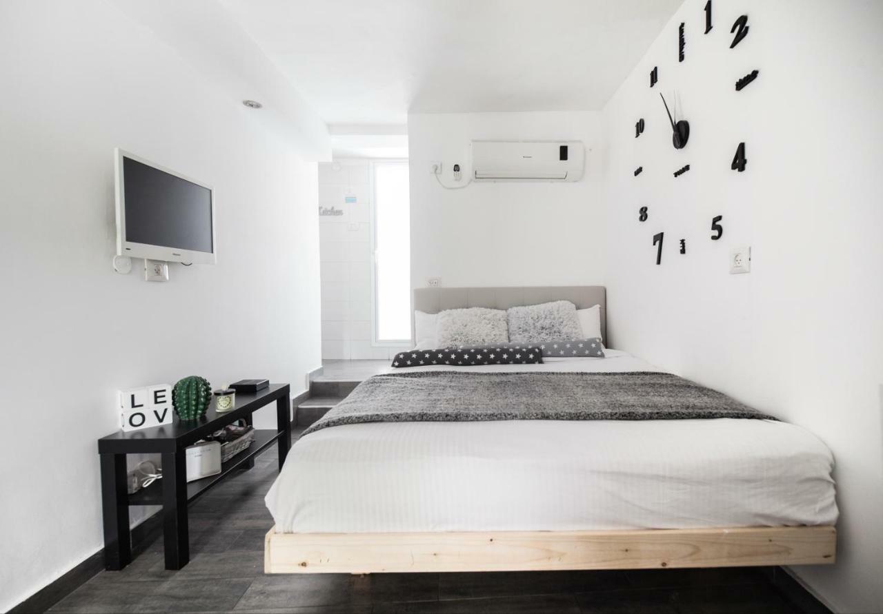 Stunning Studio By The Beach Tel Aviv Eksteriør bilde